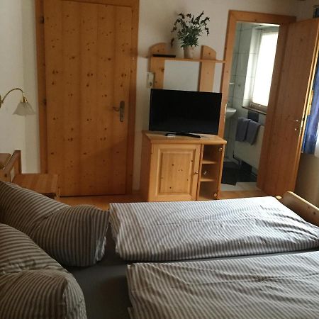 Ferienhaus Bergfrieden ซังคท์เลออนฮาร์ด อิม พิทซ์ทัล ภายนอก รูปภาพ