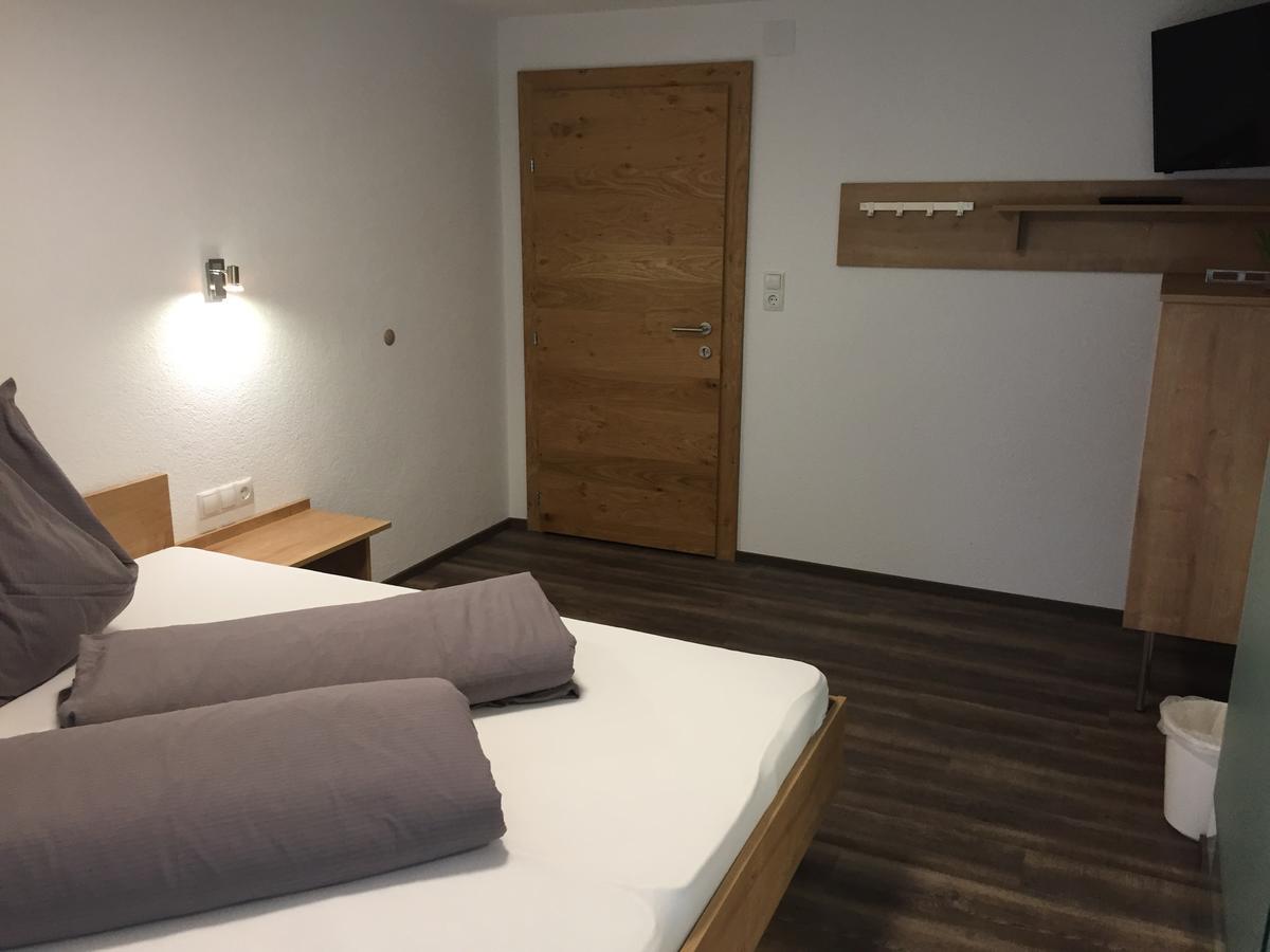 Ferienhaus Bergfrieden ซังคท์เลออนฮาร์ด อิม พิทซ์ทัล ภายนอก รูปภาพ