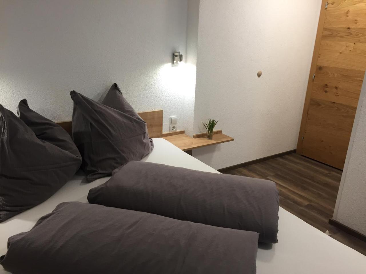 Ferienhaus Bergfrieden ซังคท์เลออนฮาร์ด อิม พิทซ์ทัล ภายนอก รูปภาพ